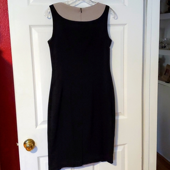 Sophisticatedly Made Dress by Grey Wolf, Size S - Picture 5 of 8